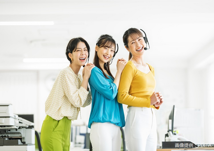 ◎笑顔の女性3名
