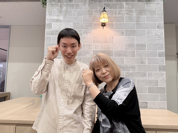 ★笑顔のスタッフ2名